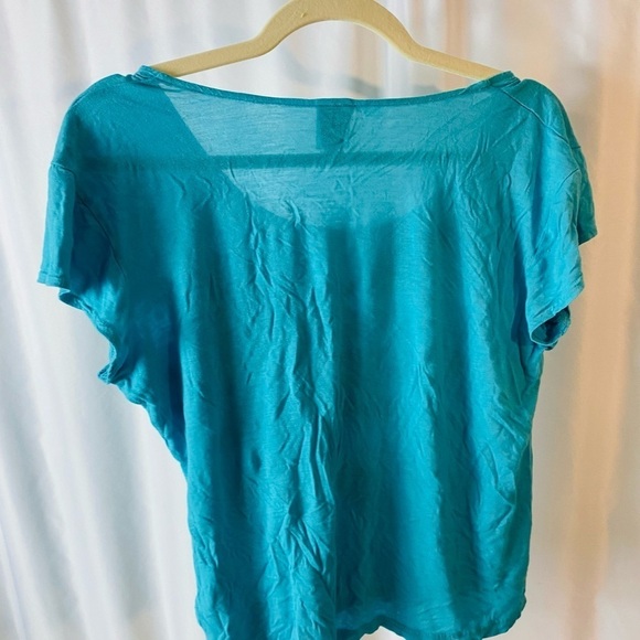 Shirt - Picture 4 of 4